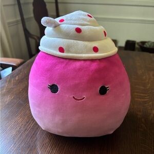 Squishmallow Cinnamon the Frozen Yogurt 10”